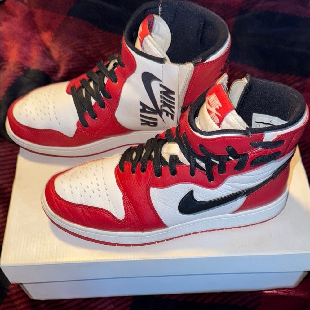 Nike Air Jordan 1 **Rare**Red and White Womens Sneakers - Picture 4 of 7
